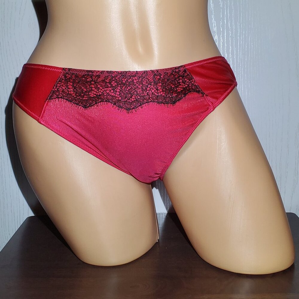 Victoria's Secret Panties. New with Tags Size Large.
